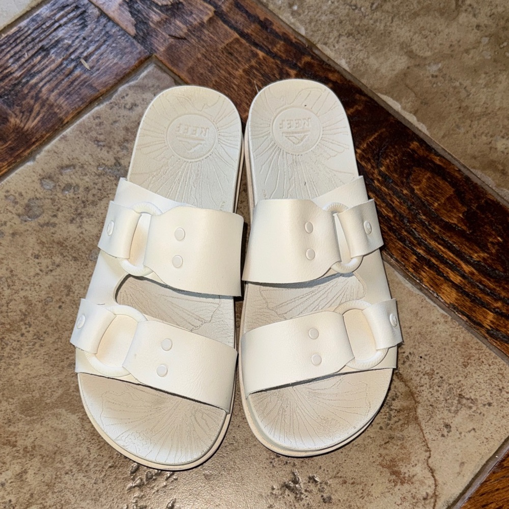 Reef slides ivory size 6